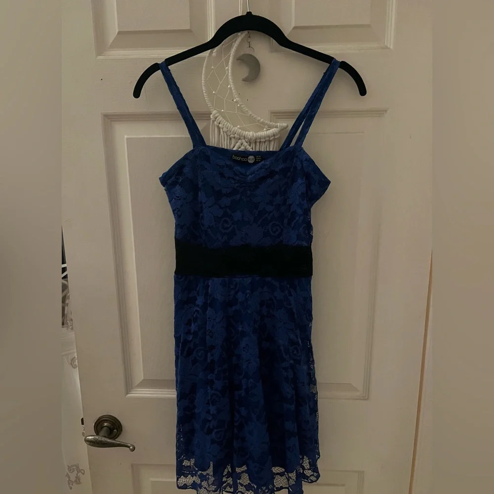 Blue Dress - Picture 1 of 3